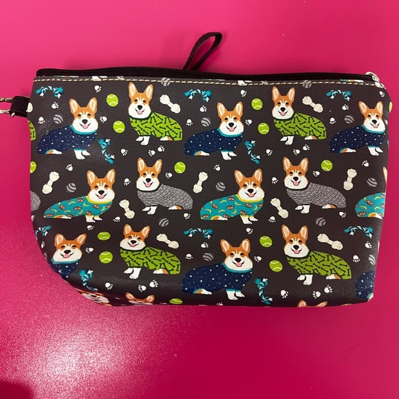 Adorable Corgi Print Wristlet Pouch - Picture 6 of 9